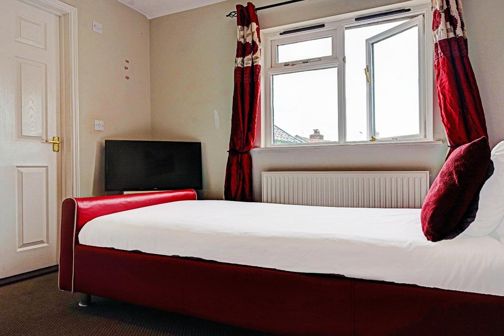 Hotel Oyo The Billingford Horseshoes